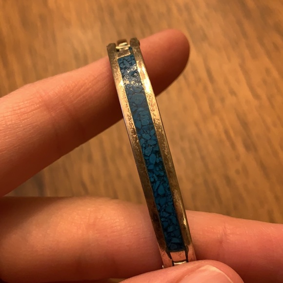 Silver and Turquoise Bangle - Picture 4 of 6